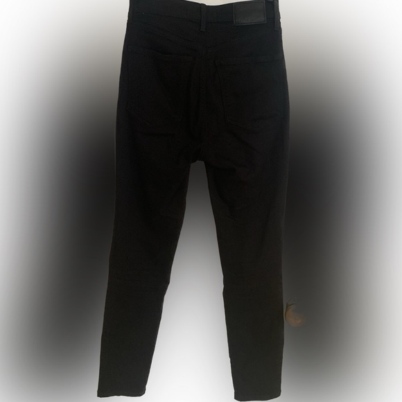 Aritzia- Denim Forum Lola Hi-Rise Skinny - Black size 26L/25 - Picture 3 of 8